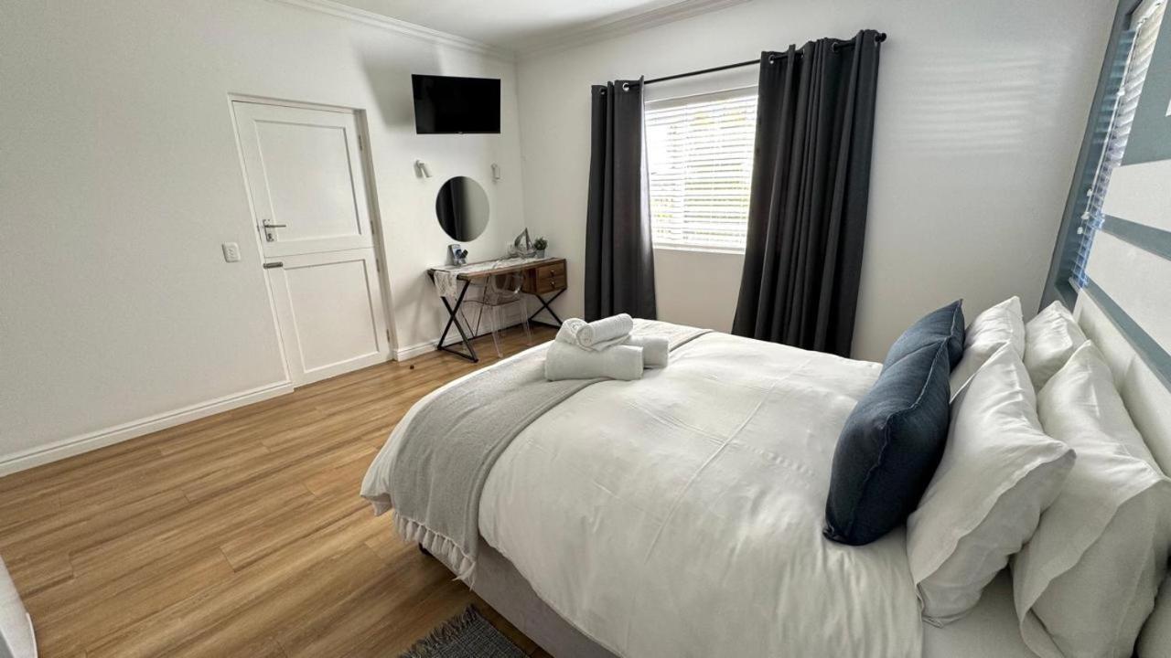 Plett57 - Self Catering - Room No1 Plettenbergbaai Buitenkant foto